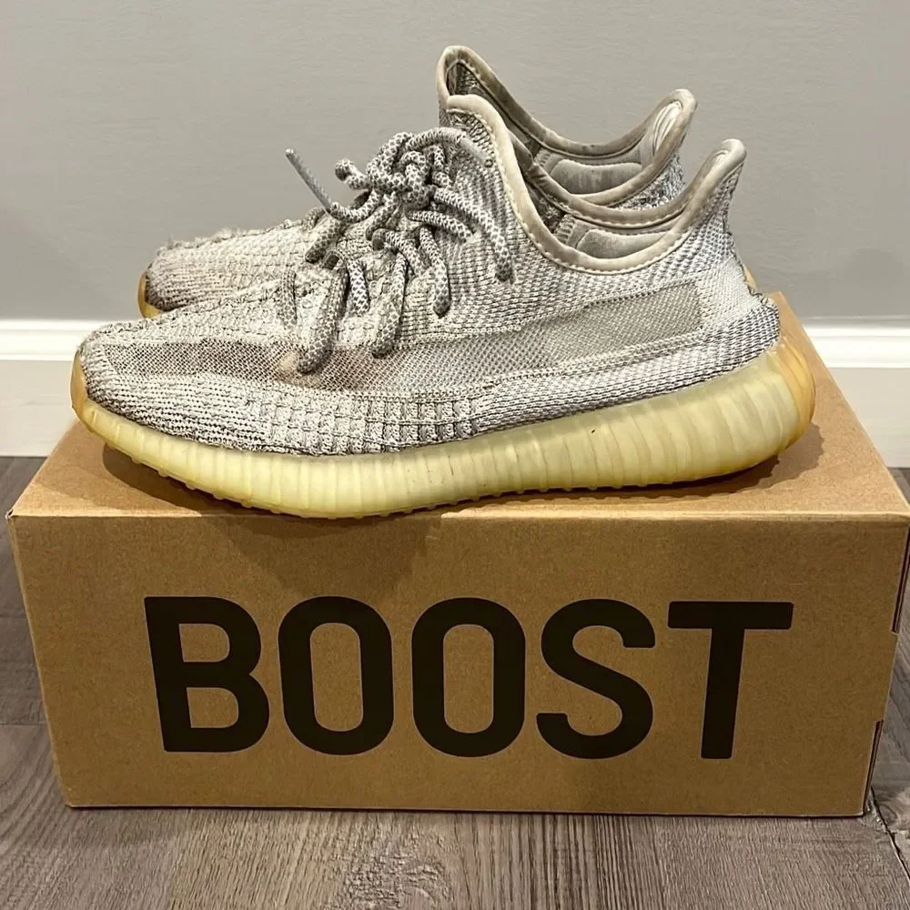 Adidas Yeezy Boost 350 V2 Static Colorway Men’s Size 7 Athletic Shoes Sneakers